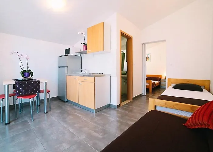 Lägenhet In With Sea View, Balcony, Air Conditioning, Wifi 4167-8 Duće