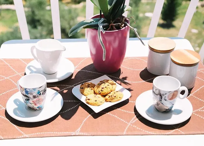 In With Sea View, Balcony, Air Conditioning, Wifi 4167-8 *